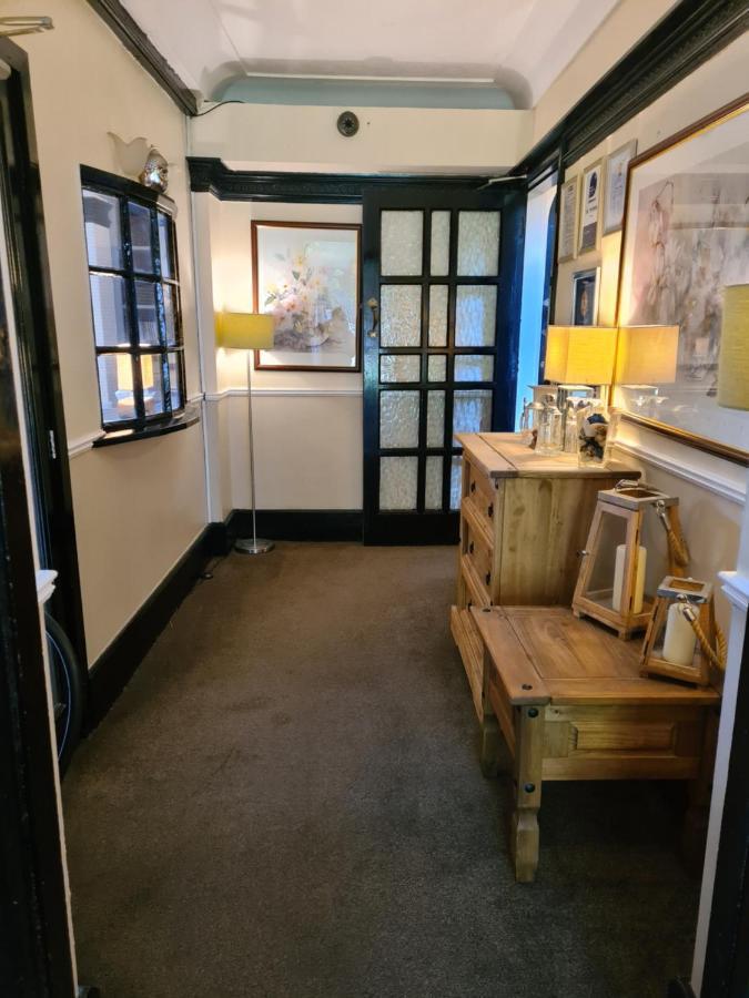 Tudor Lodge Hotel Νότιγχαμ Εξωτερικό φωτογραφία